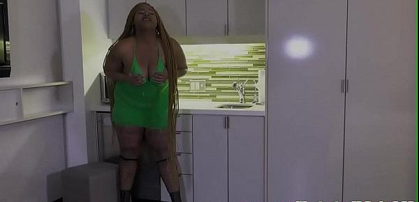  Chubby black trans filmed during her debut